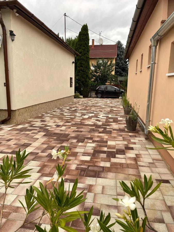 Adam Apartman Hajdúszoboszló المظهر الخارجي الصورة